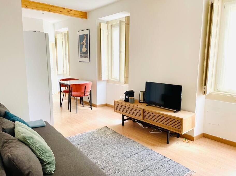 Rsrc New Ac & Bright 1br Apartment *